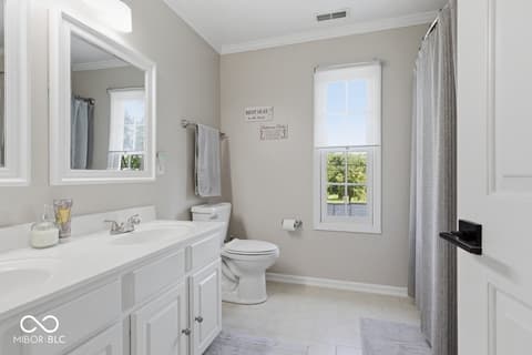 Photo of 1338 Woodpond N Roundabout, Carmel, IN