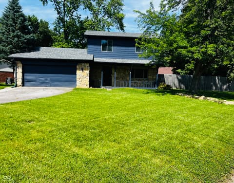 7423 Snowflake Drive