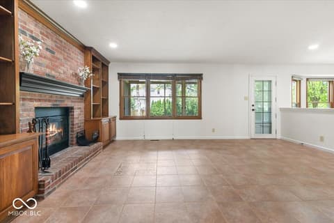 Photo of 10480 Greenway Drive, Fishers, IN