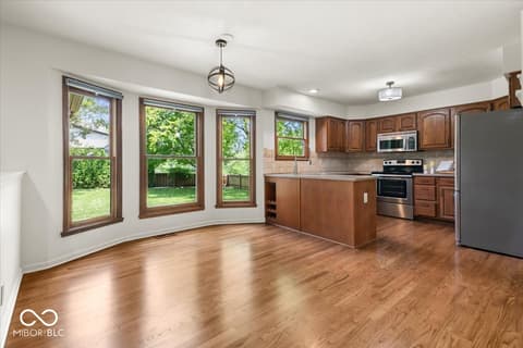 Photo of 10480 Greenway Drive, Fishers, IN