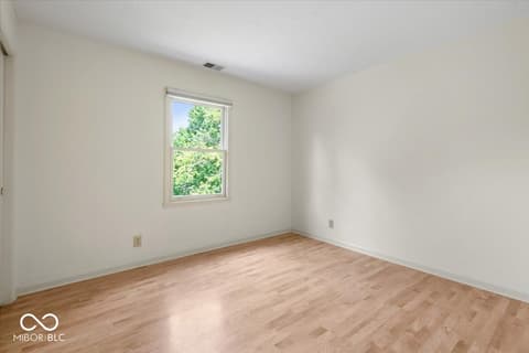 Photo of 10480 Greenway Drive, Fishers, IN