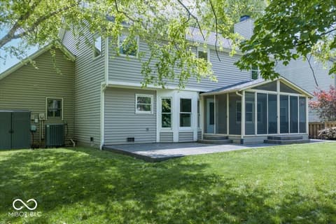 Photo of 10480 Greenway Drive, Fishers, IN