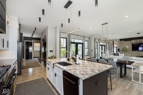 Photo of 13120 Broad Street, Carmel, IN