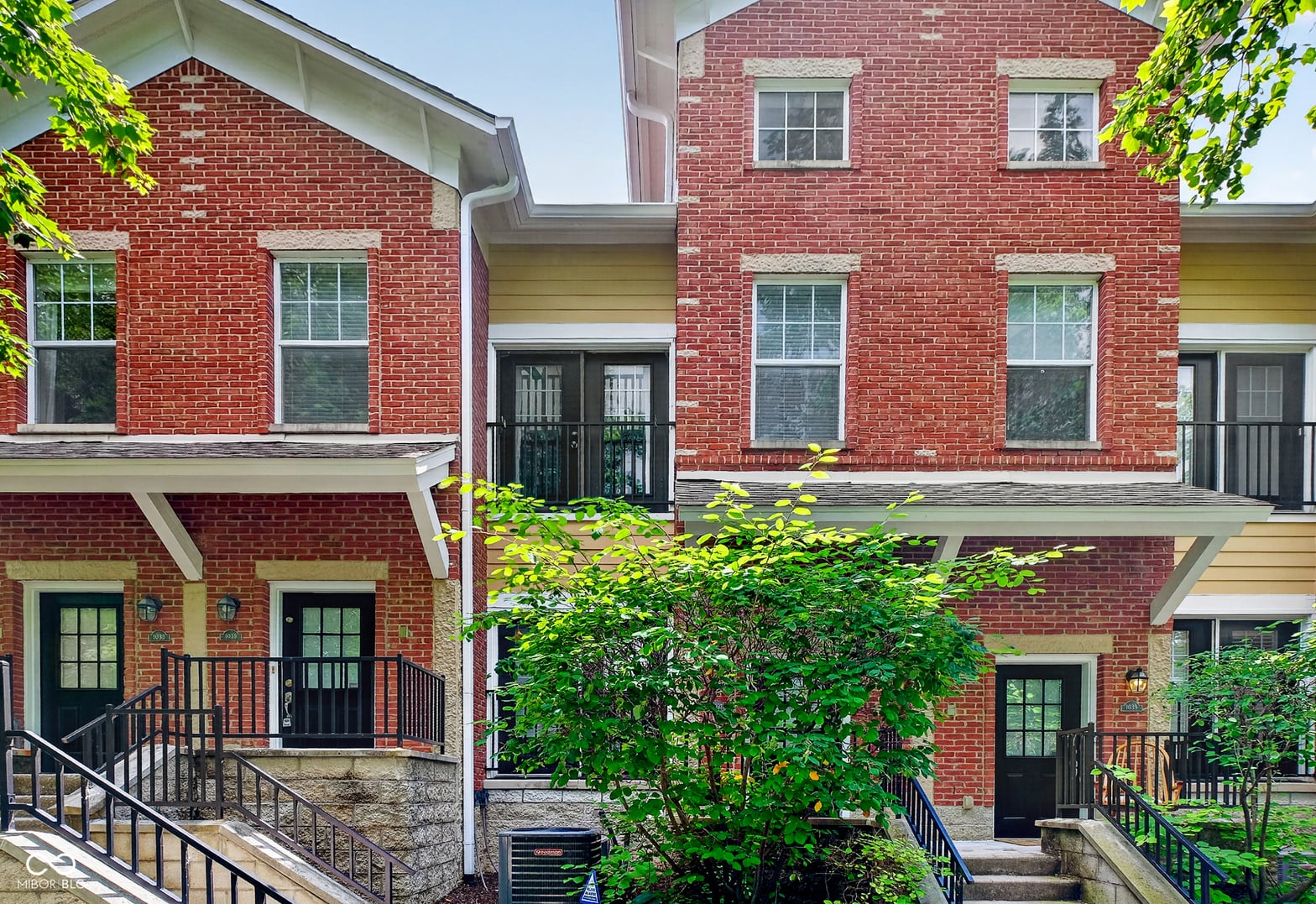 Photo of 1037 Reserve Way, Indianapolis, IN