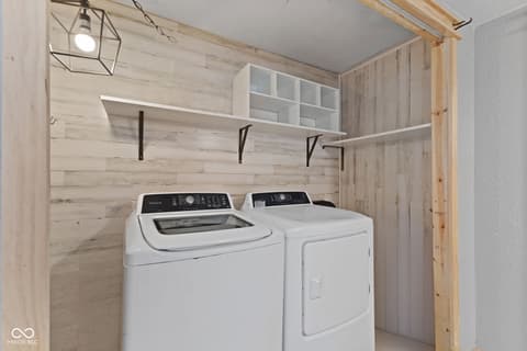 Laundry room at 700 Shady Lane, Crawfordsville, IN