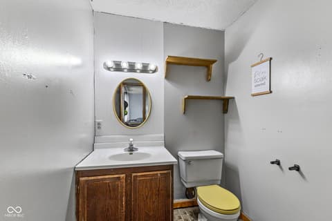 Bathroom at 700 Shady Lane, Crawfordsville, IN