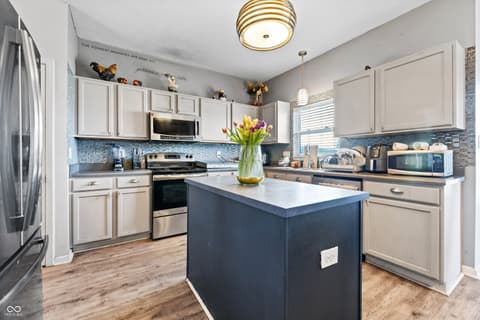 Photo of 15108 Royal Grove Drive, Noblesville, IN