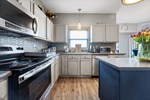 Photo of 15108 Royal Grove Drive, Noblesville, IN