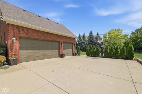 Photo of 10285 Normandy Court, Fishers, IN