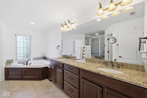 Photo of 10285 Normandy Court, Fishers, IN