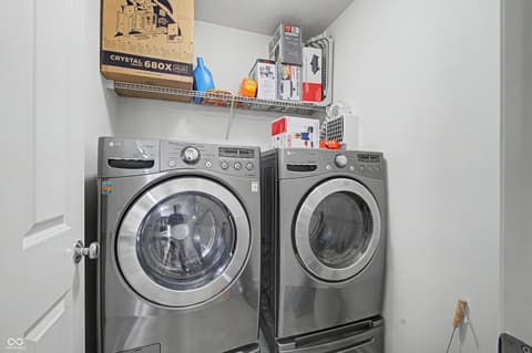 Laundry room at 13874 Luxor Chase, Fishers, IN