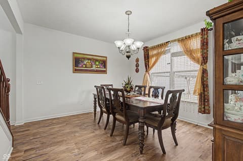 Dining room at 13874 Luxor Chase, Fishers, IN