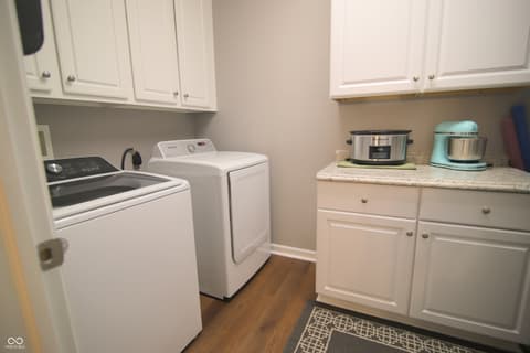 Photo of 7484 Courtyard Way, Fishers, IN