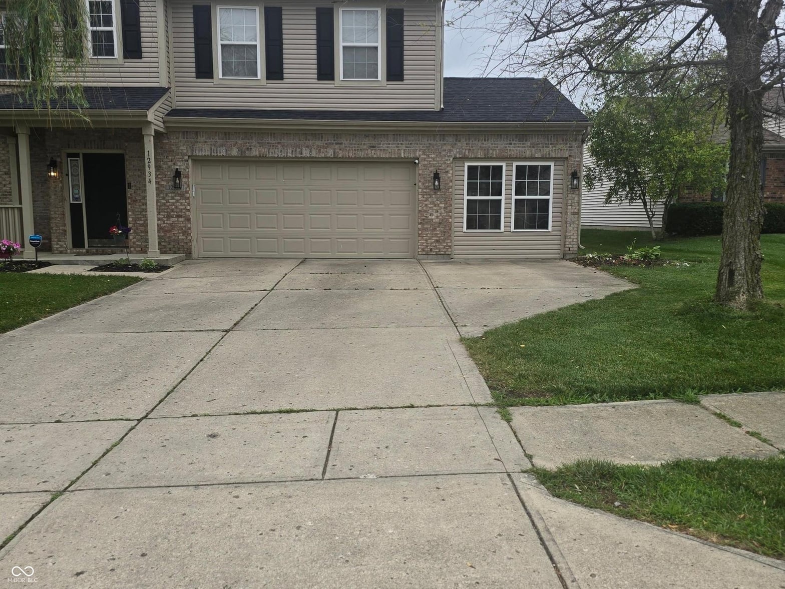 Photo of 12934 Quarterback Lane, Fishers, IN