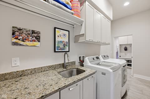 Laundry room at 534 Dylan Drive, Carmel, IN