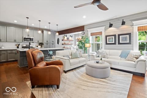 9749 Thorne Cliff Way