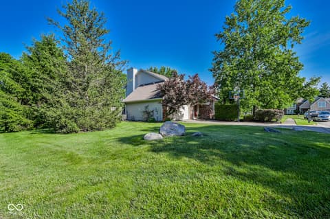 Side exterior at 11224 Garrick Court, Fishers, IN