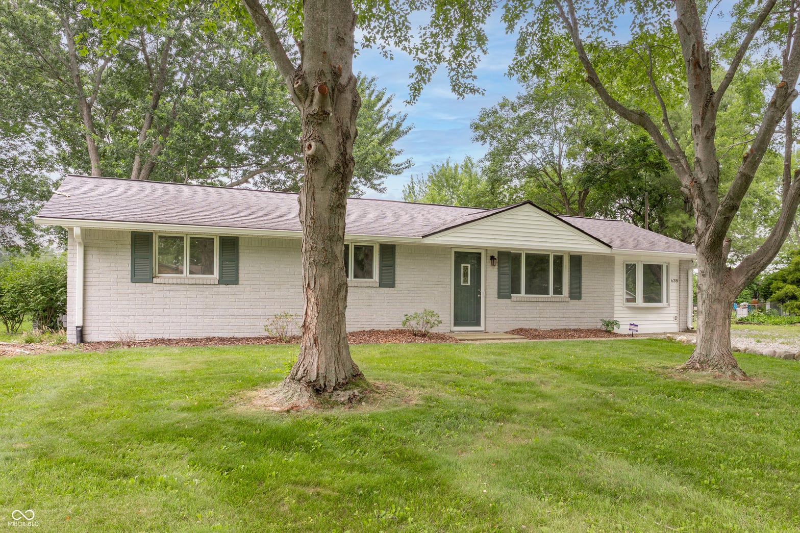 Photo of 638 Karen Drive, Zionsville, IN