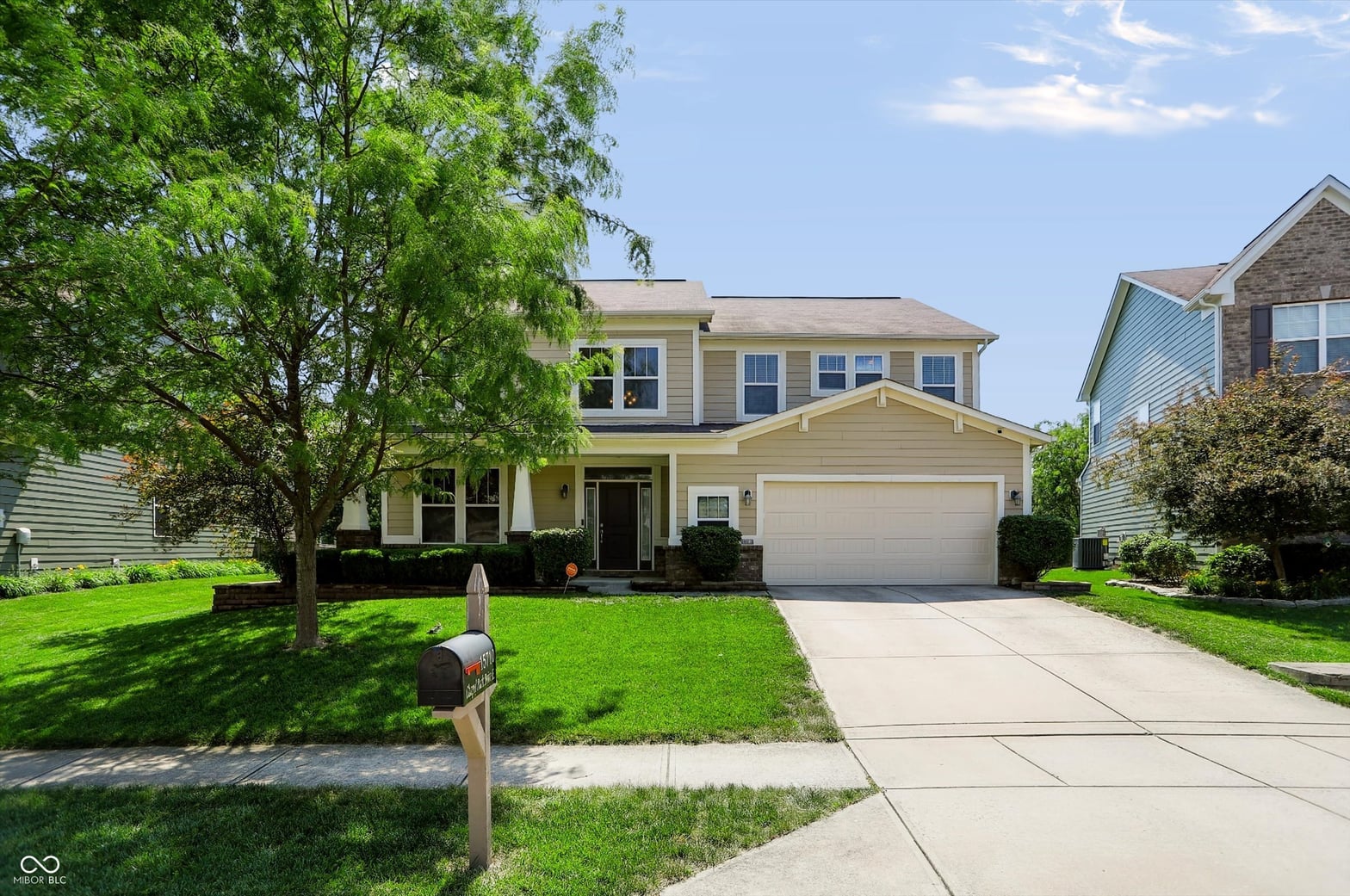 Photo of 15710 Chapel Park Drive E, Noblesville, IN