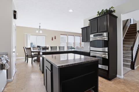 Photo of 15710 Chapel Park Drive E, Noblesville, IN