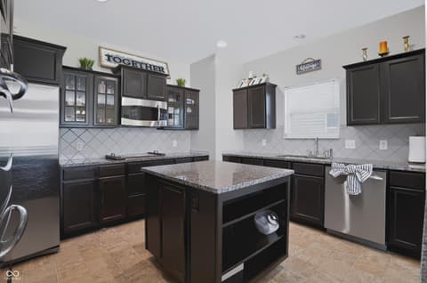 Photo of 15710 Chapel Park Drive E, Noblesville, IN
