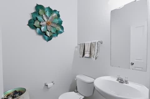 Photo of 15710 Chapel Park Drive E, Noblesville, IN