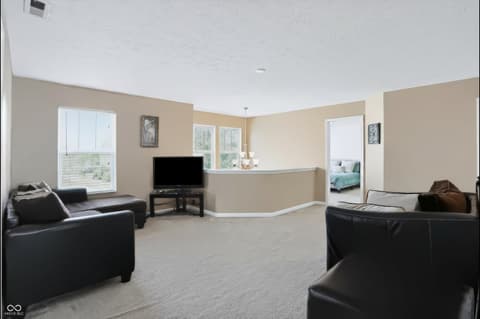 Photo of 15710 Chapel Park Drive E, Noblesville, IN