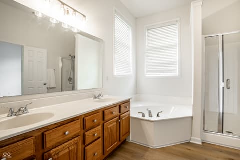 Photo of 11206 Laurel Falls Lane, Fishers, IN