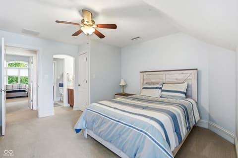 Photo of 12093 Hawthorne Ridge, Fishers, IN