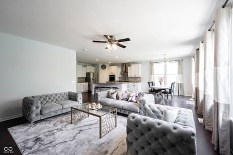 Photo of 13111 Avon Cross Way, Fishers, IN