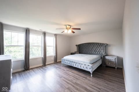Photo of 13111 Avon Cross Way, Fishers, IN