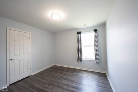 Photo of 13111 Avon Cross Way, Fishers, IN