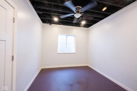 Photo of 13111 Avon Cross Way, Fishers, IN