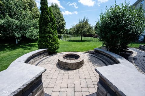 Photo of 13111 Avon Cross Way, Fishers, IN