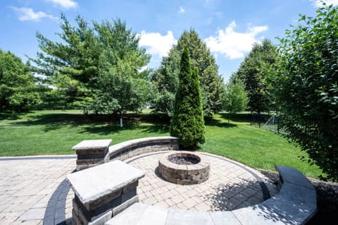 Photo of 13111 Avon Cross Way, Fishers, IN
