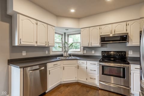 Photo of 815 Grace Drive, Carmel, IN