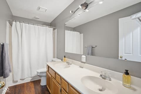 Photo of 6638 Salem Drive, Fishers, IN