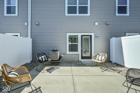 Photo of 3564 Thomas Jefferson Street, Westfield, IN