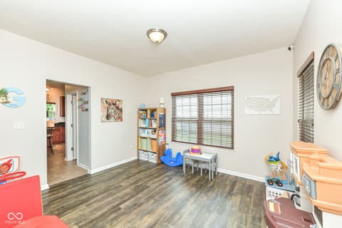 Photo of 1417 Graybark, Sheridan, IN