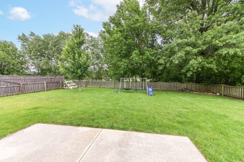 Photo of 1417 Graybark, Sheridan, IN