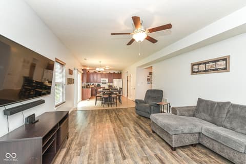 Photo of 1417 Graybark, Sheridan, IN