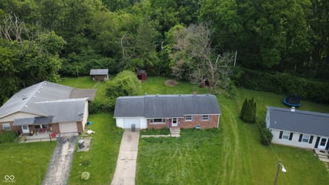 Photo of 2504 Beechcrest Drive, Indianapolis, IN