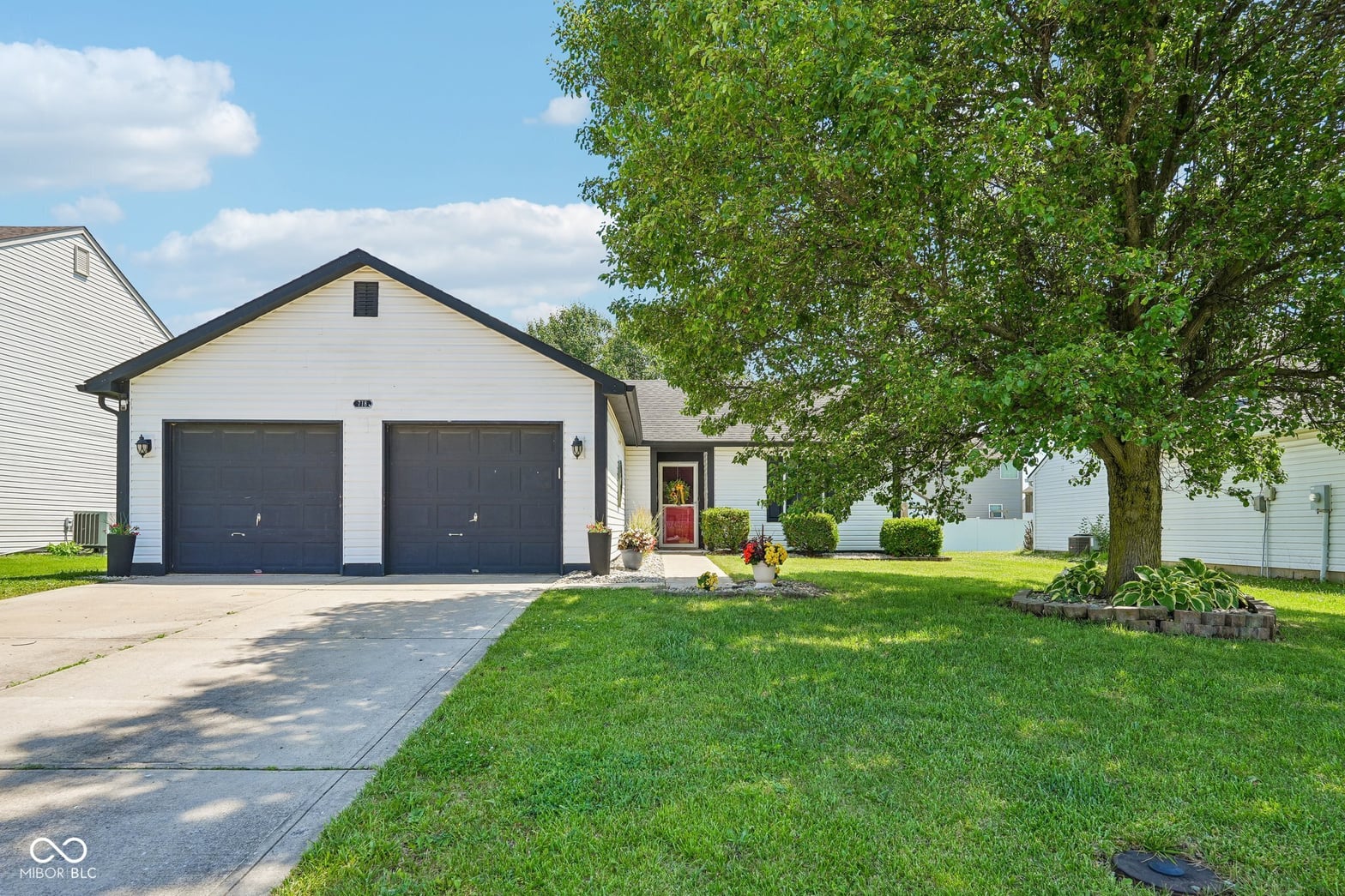 Photo of 718 Breakers Lane, Fortville, IN