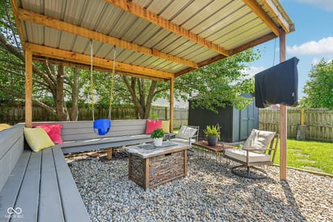 Photo of 718 Breakers Lane, Fortville, IN