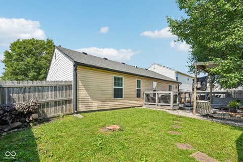Photo of 718 Breakers Lane, Fortville, IN