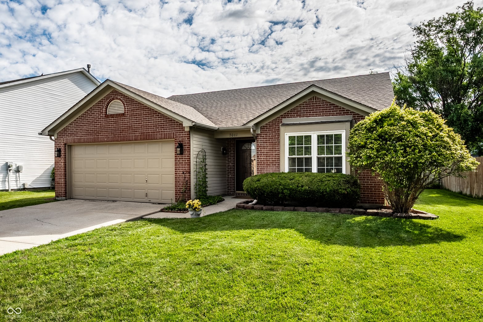 Photo of 7061 N Lyndhurst Crossing, McCordsville, IN