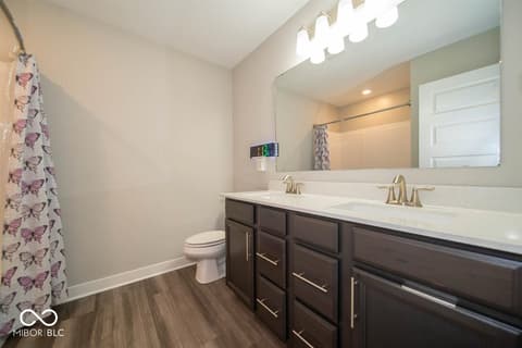 Photo of 10490 Sanford Court, Fishers, IN