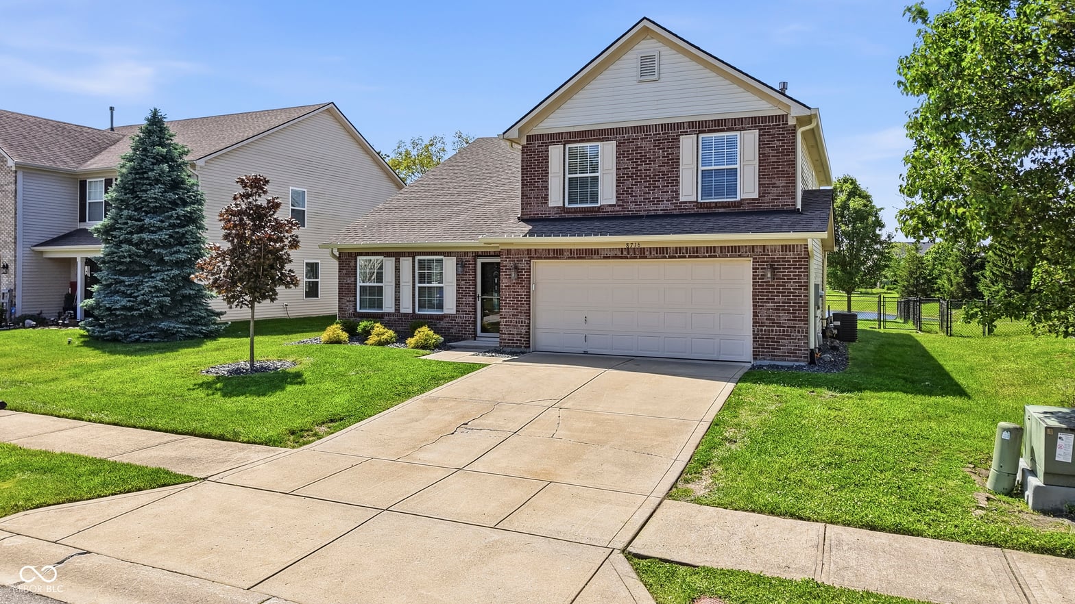 Photo of 8716 N Springview Drive, McCordsville, IN
