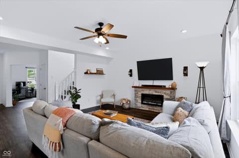 Photo of 5671 Teak Lane, McCordsville, IN