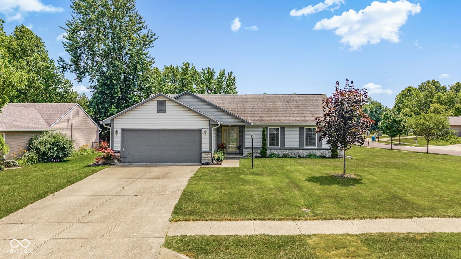 Front exterior at 5473 Kelly Anne Way, Noblesville, IN